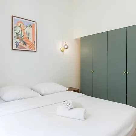 Charme Et Modernite Au Coeur Du Vieux
